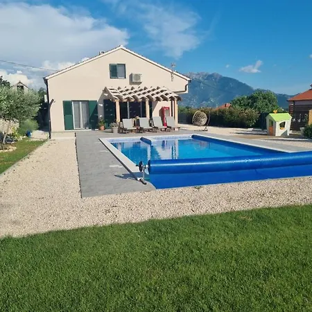 Villa Miriva *